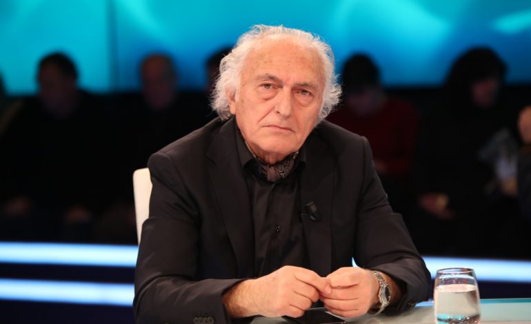 “DUHET KUFIZUAR…”/ Frrok Çupi: lir Meta një president I LAJTHITUR që del përtej Republikës, postit e moralit