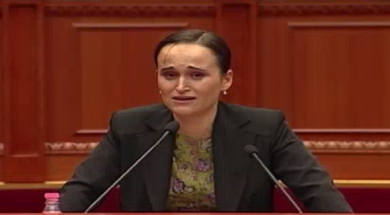 PËRLOTI KUVENDIN ME HISTORINË E SAJ/ Rigerta Loku vendos të kandidojë në zgjedhjet e 25 prillit: Ndjej përgjegjësinë për të qenë një zë i lirë