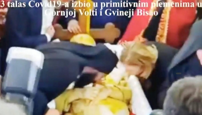 SHOKUESE/ Mitropoliti antishqiptar vdiq nga COVID, besimtarët i puthin duart në arkivol