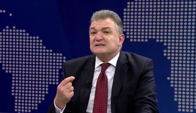 HABIT Çlirim Gjata: Në djall Maradona! E kush ishte ai? Sa herë kishte nevojë për para shkonte te komunistët