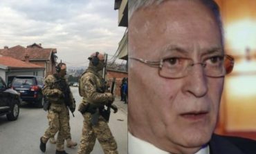 "JEMI TË TERRORIZUAR"/ Familjarët e Jakup Krasniqit: Policia na hyri në shtëpi në orën 6, nuk e dim ç’po ndodh