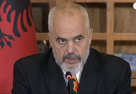 HAPET TENDERI PËR PARKUN FOTOVOLTAIK TË SPITALLËS/ Rama: Projekt strategjik për Durrësin e vitit 2030