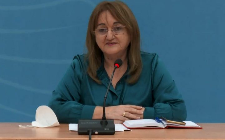 TRE MASAT E REJA QË NISIN TË MËRKURËN/ Kufizohet lëvizja në këto ORARE, MBYLLEN baret dhe administrata publike…