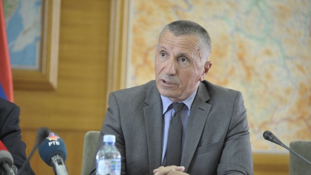 REAGON ASHPËR NË PARLAMENTIN SERB/ Deputeti Shaip Kamberi: Beogradi po ndryshon strukturën etnike në Luginën e Preshevës