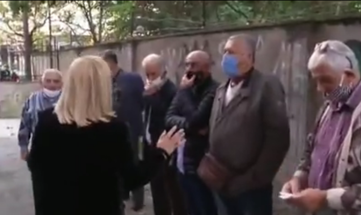 I KËRKON TË HEQI MASKËN/ Qytetari ja përplas Kryemadhit sy për sy: Ti ke shumë para dhe kurohesh por unë s’kam…