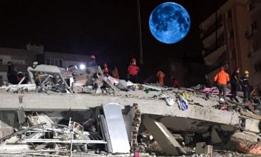 MISTERI I "HËNËS BLU"/ A e shkaktoi ajo tërmetin në Turqi?