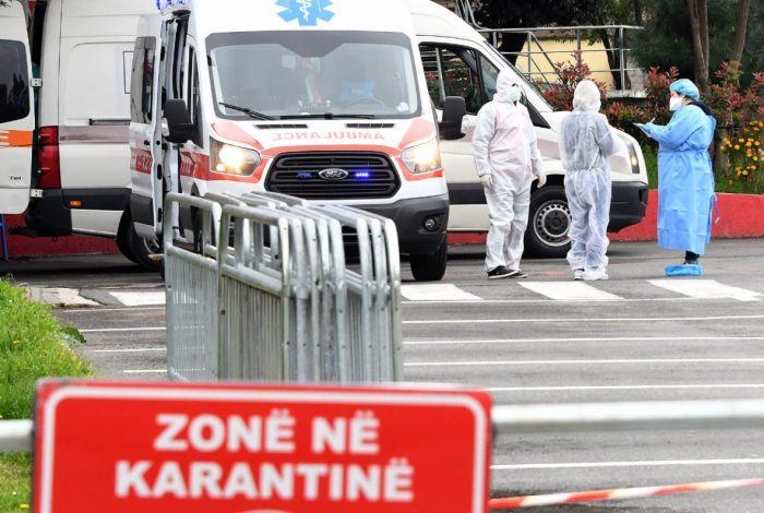 “PO DISKUTOHET MBYLLJA E BAREVE DHE KAFENEVE…”/ Ekspertja: Në Shqipëri janë 500 vatra dhe 35% janë në Tiranë