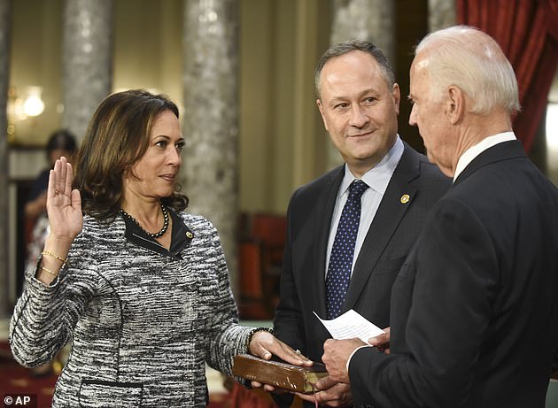 PROFILI/ Kush është Kamala Harris, zv.presidentja e parë me ngjyrë në historinë e SHBA-ve