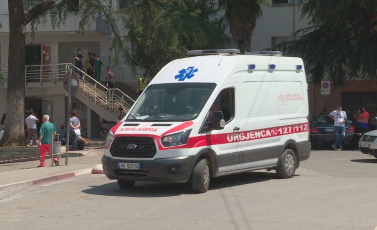 “SHPËRTHEN” COVID NË DURRËS/ 11 nxënës dhe 23 mësues të infektuar