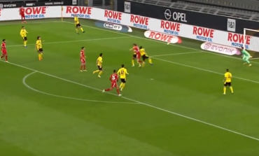 DORTMUND-BAYERN/ Sulmuesi Lewandowski fitoi duelin me Hummels dhe dërgoi topin në rrjetë (VIDEO)