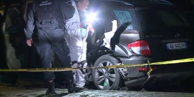 TRITOLI NË VLORË/ Makina “Benz” përdorej nga gruaja dhe fëmijët… (DETAJET)