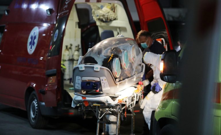 DALIN PAMJET/ Janullatos mbërrin në Athinë pas infektimit me COVID-19: Kam ndjeshmëri në…