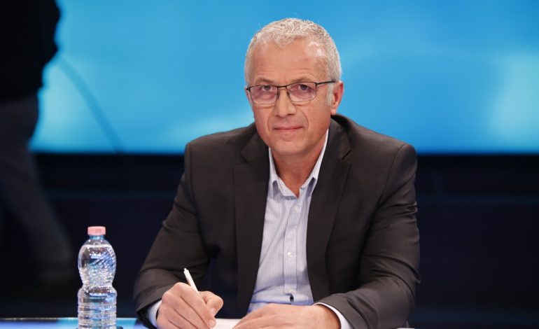 COVID-19/ Mjeku reanimator: Nëse vazhdojmë me këto ritme do shkojmë në mbyllje totale