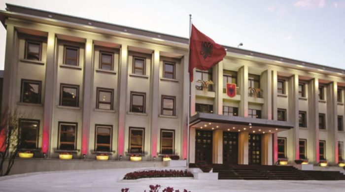 NGA DEKRETI PËR MINISTRAT TEK CEREMONIA PËR…/ Zbardhet drafti ligji organik për Presidentin propozuar nga PS