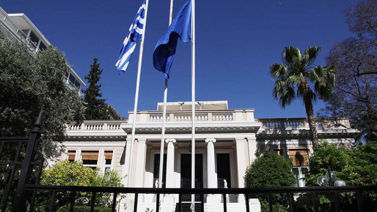 MERRET VENDIMI/ Greqia mbyll të gjitha shkollat fillore, kopshtet dhe çerdhet