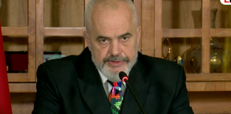 “NUK JANË VATËR E NXEHTË…”/ Rama: Nuk është në dorën time mbyllja e shkollave, por…