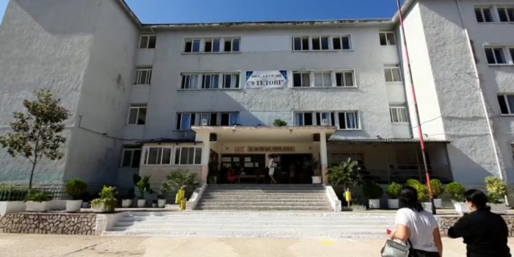 COVID-19 NË SARANDË/ Infektohen 5 mësues, një sanitare dhe roja në shkollën…