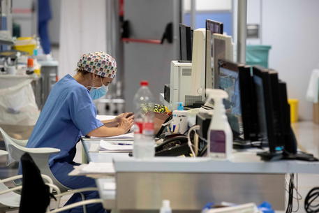 PANDEMIA/ Mbi 15 milionë të infektuar nga COVID në Evropë, Spanja rekord vdekjesh ditore