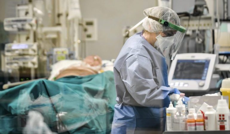 STUDIMI: Lidhja e “frikshme” e Covid-19 dhe sëmundjeve mendore