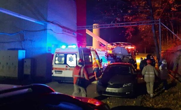 TRAGJIKE NË RUMANI/ Merr flakë spitali ku kuroheshin të sëmurët me Covid, shënohen 10 viktima (FOTO)