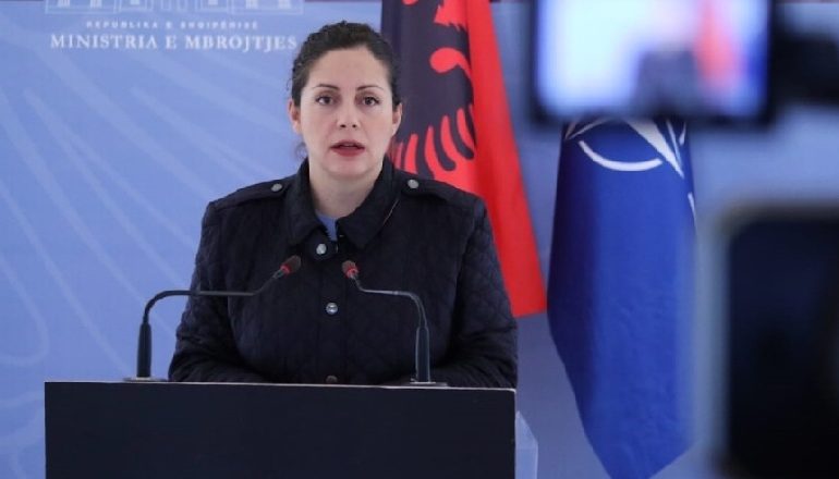 KRISHTLINDJET/ Xhaçka uron të gjithë besimtarët: Ditë shprese dhe besimi për të nesërmen që do vijë më e mirë