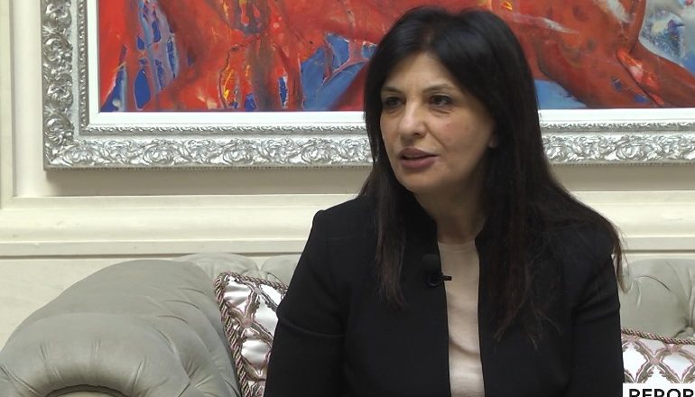 “VENDI KA NEVOJË…”/ Topalli: Korrupsioni s’luftohet nga ata që e kanë kthyer në mjet pasurimi të vetes e të familjarëve