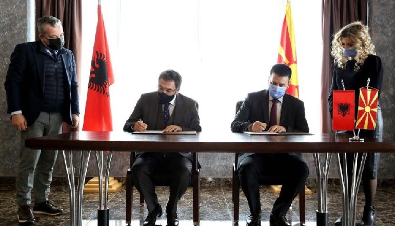 SHENGENI RAJONAL/ Shqipëria dhe Maqedonia e Veriut nënshkruajnë marrëveshjen për menaxhimin e peshkimit në Liqenin e Ohrit dhe Prespës së Madhe