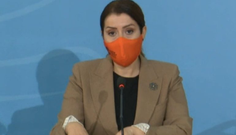 “NUK DO I ZËVËNDËSOJË…”/ Manastirliu: Do marrim dhe 300 mijë teste të tjera të shpejta