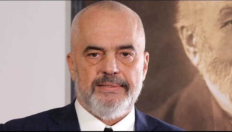 QENDRIMI PËR KLODIAN RASHËN/ Flet Rama: I ati më tha “Asnjë lule të mos preket në Tiranë në emër të tim biri”