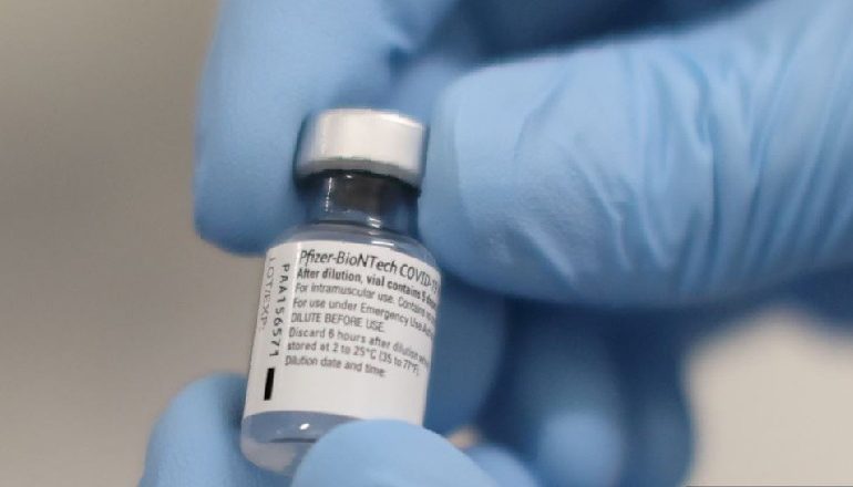 SHBA AUTORIZON VAKSINËN PFIZER/ I hap rrugë vaksinimit në masë