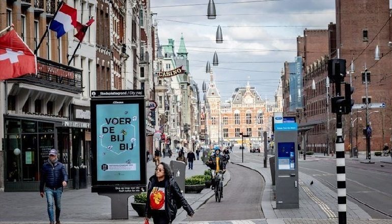 RRITJA E TË INFEKTUARVE ME COVID-19/ Holanda futet në izolim total për 5 javë