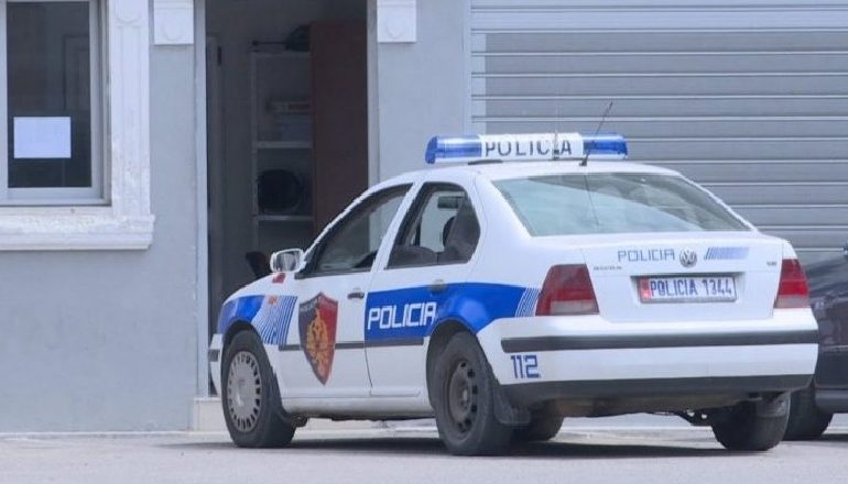 AKUZOHEN PËR SHPËRDORIM DETYRE/ Gjykata lë në burg 5 efektivët e komisariatit të Maliqit dhe të Korçës