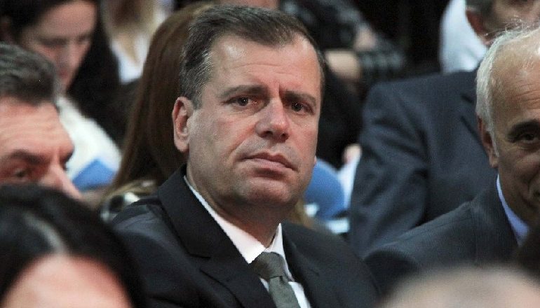 THEU URDHËRIN E MBROJTJES DHE U KONFLIKTUA ME DJEMTË E MITUR TEK LIQENI ARTIFICIAL/ Arrestohet ish-gjyqtari Alaudin Malaj. Nën hetim vëllai i tij