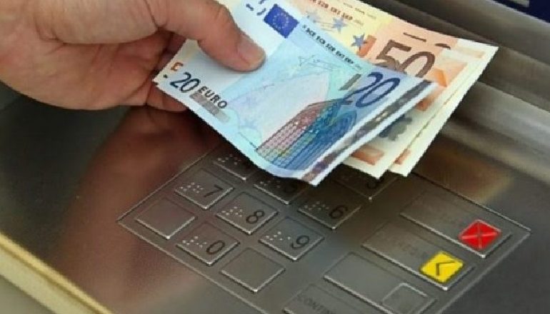 ABUZOI ME LLOGARINË E PAGËS SË LUFTËS/ Arrestohet 32-vjeçari nga Durrësi, tërhoqi 155 milionë lekë