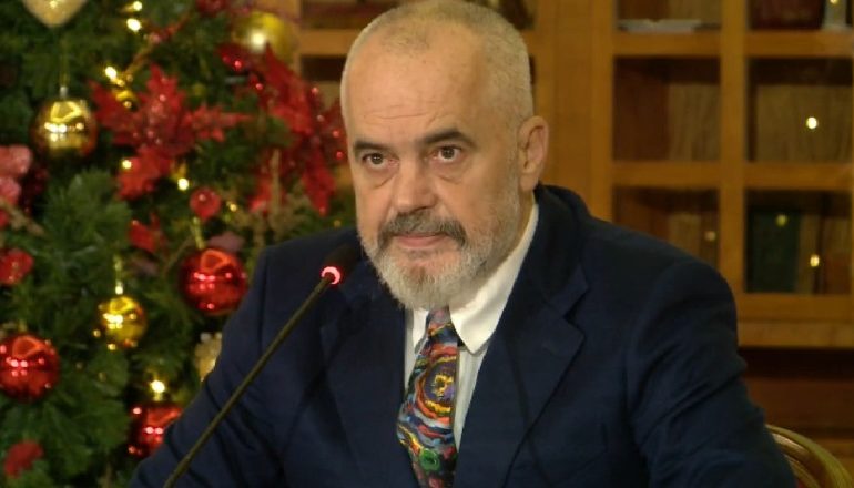 “MBËSHTETËM 300 MIJË QYTETARË ME PAGA LUFTE”/ Rama: Jemi i vetmi vend në rajon me zero taksa për biznesin e vogël