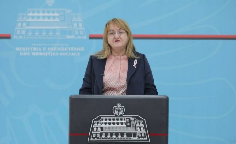 “VAKSINA DO JETË FALAS…”/ Rakacolli: Do të jetë brenda 3 muajshit të parë të vitit 2021