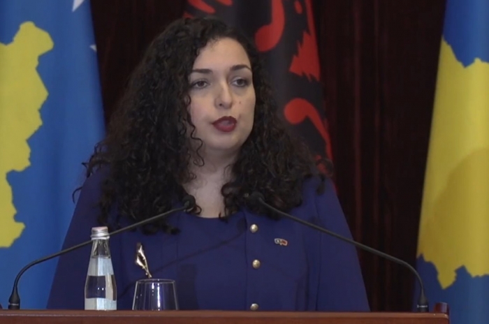 VIZITA NË TIRANË/ Vjosa Osmani: E vërtetë që e pa e gjithë bota, Serbia kreu gjenocid në Kosovë. Shqipëria…