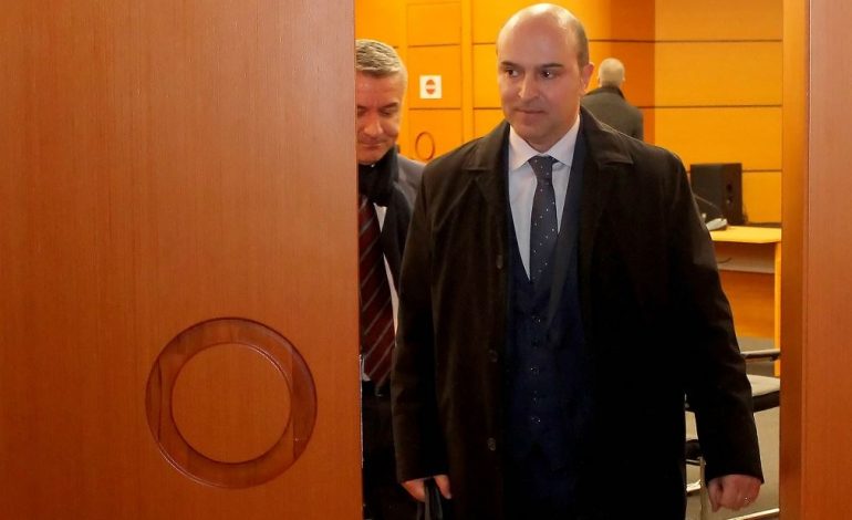ANËTAR I PESTË I GJYKATËS KUSHTETUESE/ Kuvendi miraton me 96 vota pro Altin Binajn