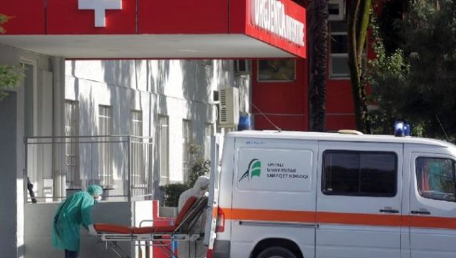 “PERSONAT QË KANË SIMPTOMA TË LEHTA…”/ Mjeku shqiptar në Spanjë zbulon çfarë ndodh me pacientët që riinfektohen me COVID-19