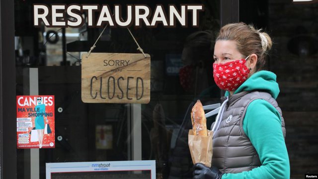 RRITEN RASTET ME COVID-19/ Franca vendos orë policore nga 15 dhjetori
