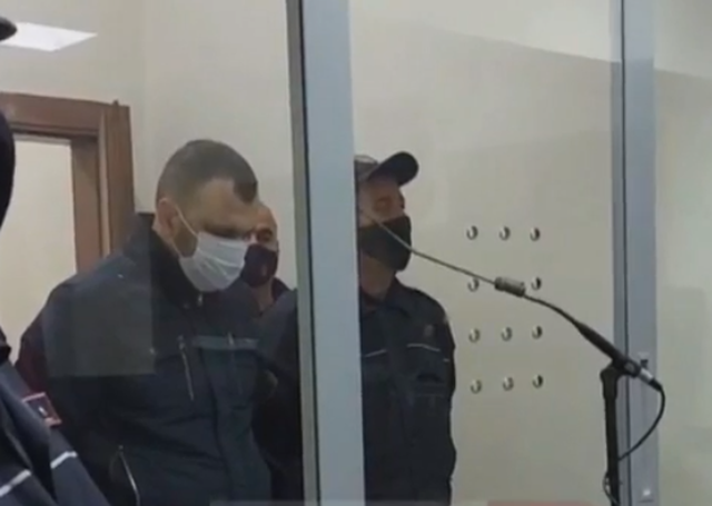 I PENDUAR DHE KOKË ULUR PËR VRASJEN E 25-VJEÇARIT/ Ja çfarë ndodhi në gjyqin e efektivit të FNSH-së