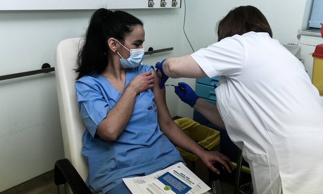 LAJM I MIRË/ Greqia siguron vaksina edhe për minoritarët në Shqipëri, ja ku do vaksinohen