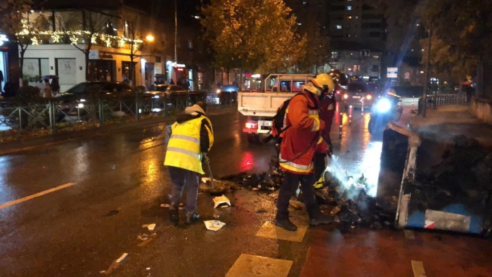 PAS PROTESTE/ Punonjësit e Bashkisë nisin punën për pastrimin e Tiranës, Erion Veliaj i falenderon (FOTO)