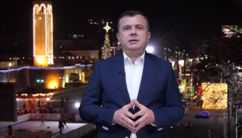 URIMI PËR VITIN E RI/ Taulant Balla: Respektoni masat anti- COVID, në javët e para të 2021-shit do fillojmë VAKSINIMIN