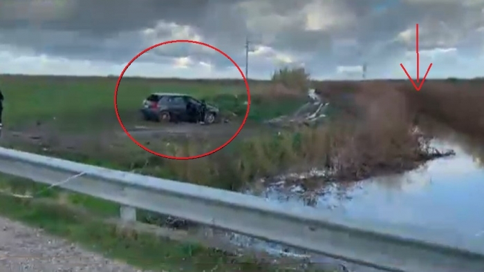 AKSIDENTI TRAGJIK NË FIER/ Banori: Dy viktimat i binin xhamit me dorë, donin të dilnin (VIDEO)