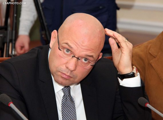 “KALOVA 10 DITË ME TEMPERATURË…”/ Ylli Manjani: Falë ndihmës dhe këshillave të mjekëve e mposhta COVID-19