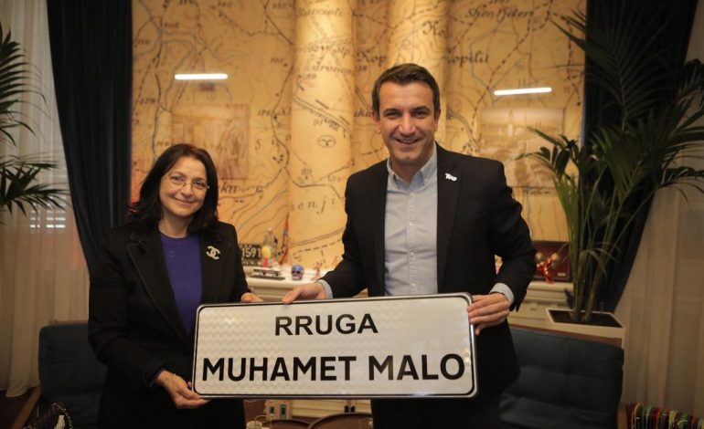 RRUGËS NË KRYEQYTET I VENDOSET EMRI I SPORTISTIT TË NJOHUR/ Veliaj: Njeriu që i dha kaq shumë sportit…