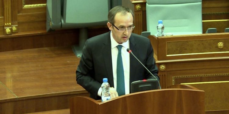 KOSOVA SHKON NË ZGJEDHJE TË PARAKOHSHME/ Hoti: Kuvendi mos të shpërbëhet pa votuar buxhetin