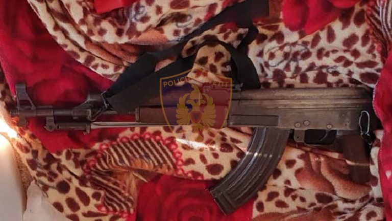 DROGË, KALASHNIKOV DHE MUTACION LUFTARAK/ Arrestohet 26-vjeçari në Mirditë