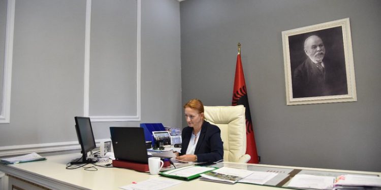 BUXHETI 2021/ Denaj: Në mbështetje të qytetarëve dhe shtresave në nevojë. Bonus pensionistëve…